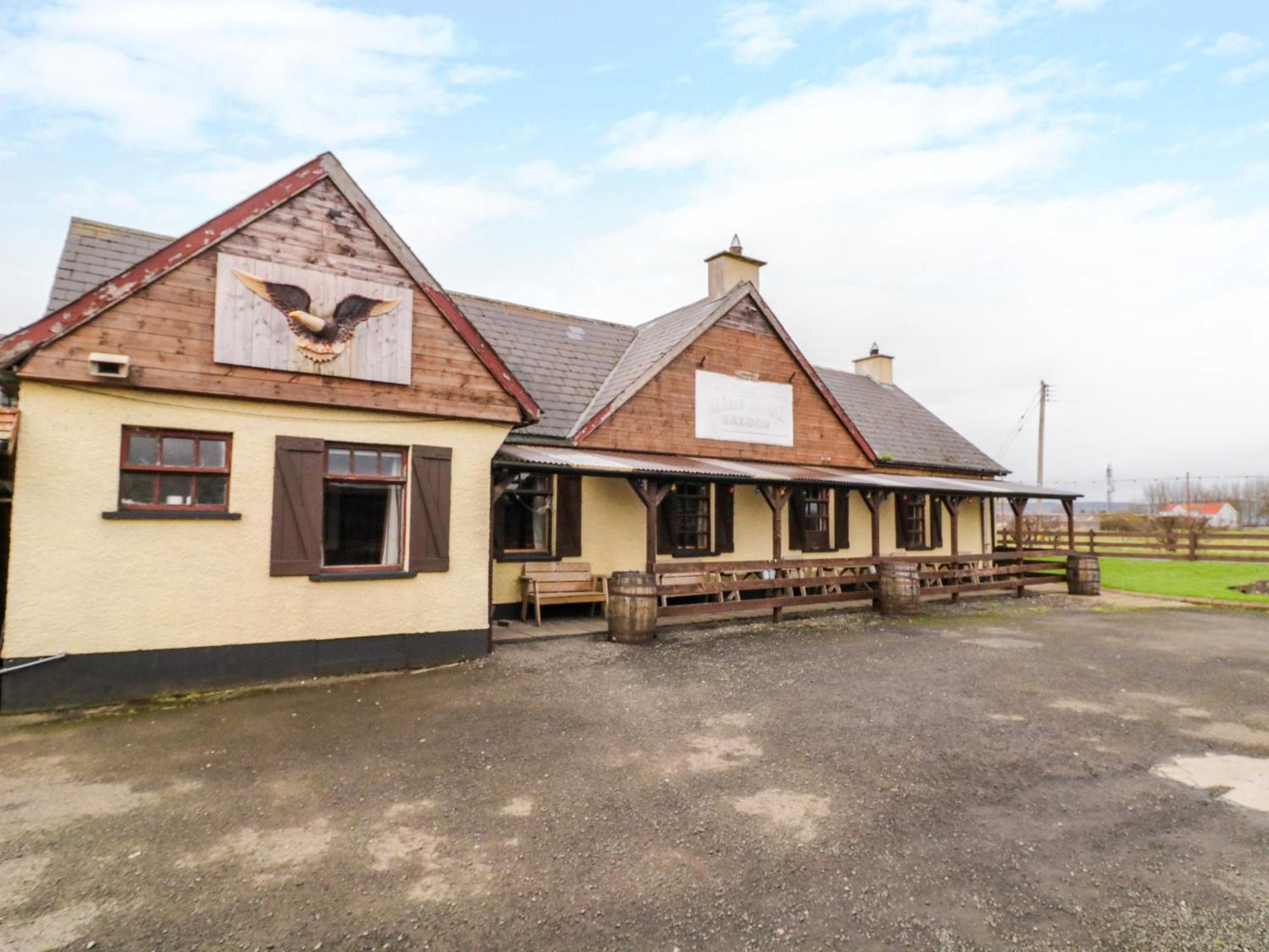 Apache Falls Lodge Limavady Exterior foto